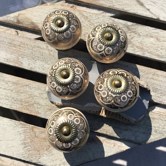 NEW Set 5 Decor Ceramic Gold Brass Decorative Drawer Cabinet Pulls Knobs - Picture 2 of 10